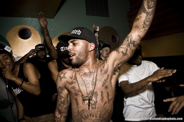 Hollywood Holt: Digital Freshness